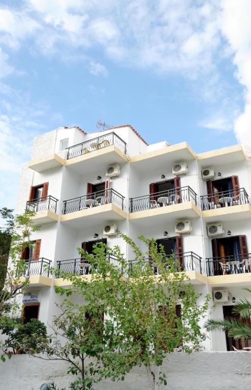 Hotel Rena Ágios Kírykos Exterior foto